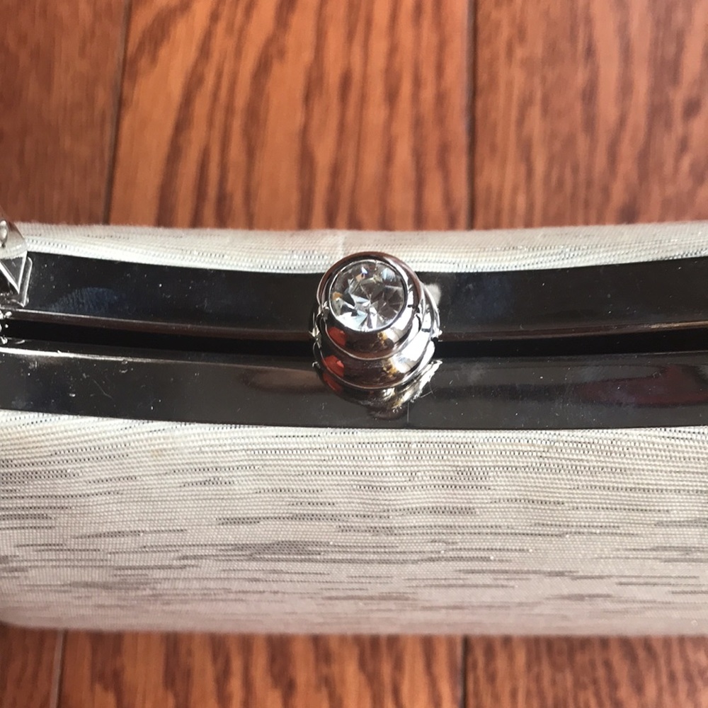 Silver evening bag - Picture 8 of 8